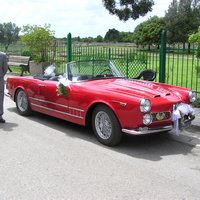 1960 2000 Spider about to be used as a wedding get-away car