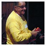 Rick Lesniewicz unwrapping a 1:24 scale 8C 2300