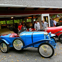 Some photos of the wonderful classic Bugatti and Amilcar waiting for us to ogle