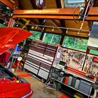 A few shots of Jeff's well-appointed garage