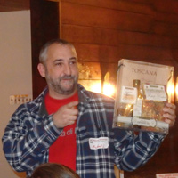 Michael Leccese scores some Italian herbs and EVOO, but has spotted another item he's about to swap it for
