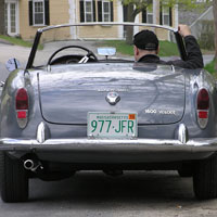 Tony Sigel admires Grumpy's dash while waiting for Tom to return