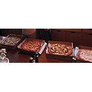 The pizzas arrive!